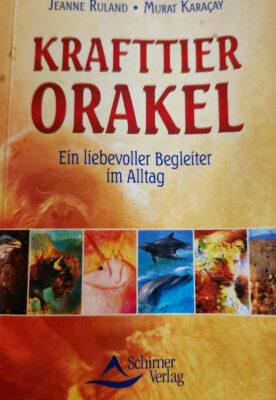 Buchtitel "Krafttierorakel"
